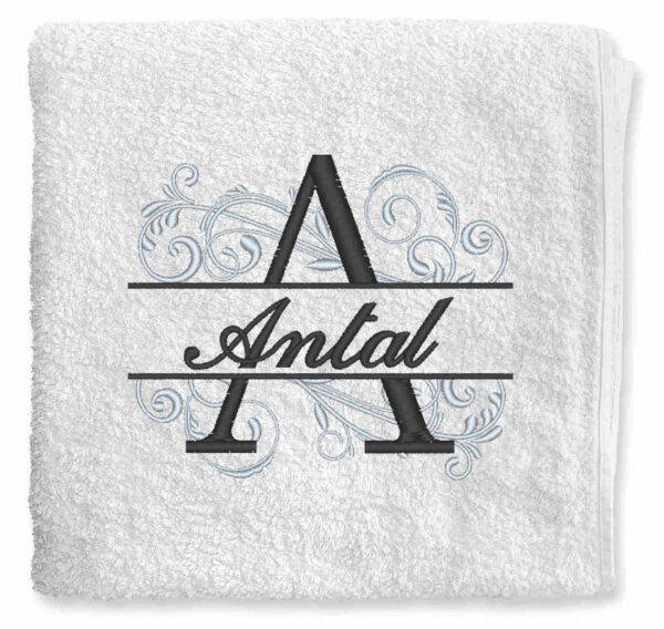 neves-monogrammos törölköző